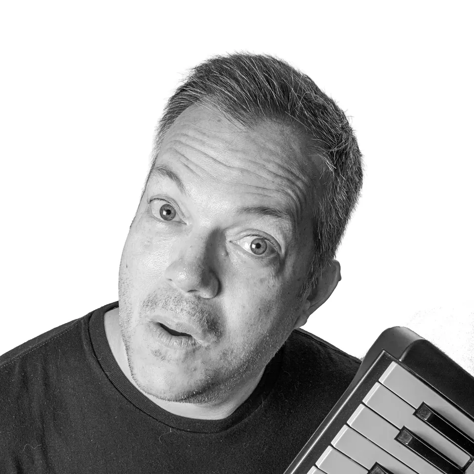 Matías Bruno, teclado